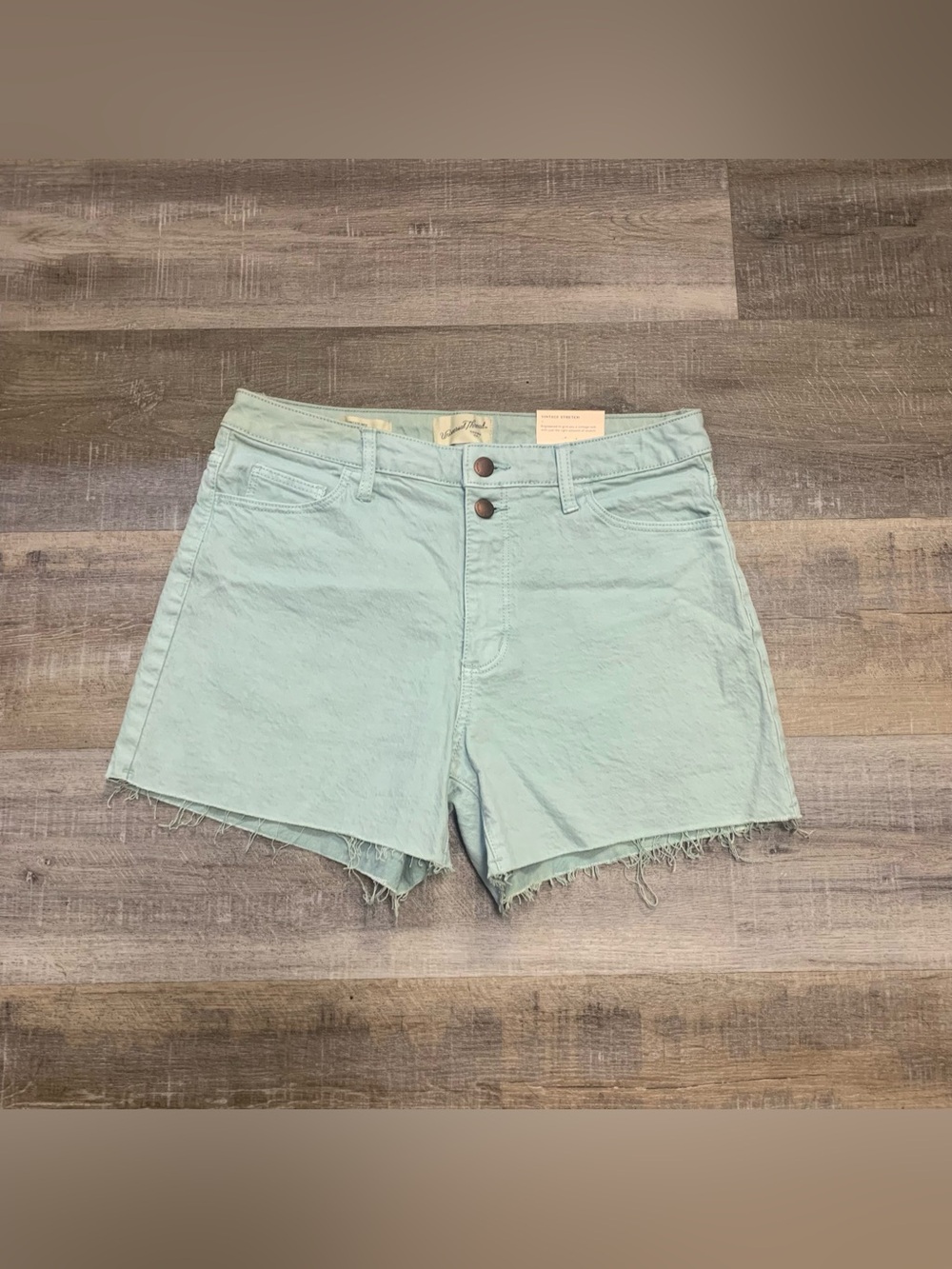 Universal Thread Vintage Midi Shorts Cutoff Raw Hem Denim Jean Shorts Size 8